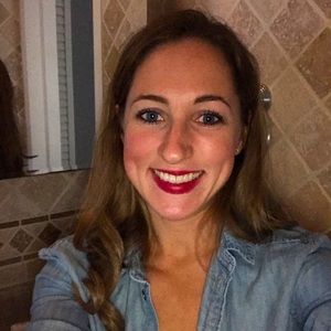 Meet your Posher, Alexis